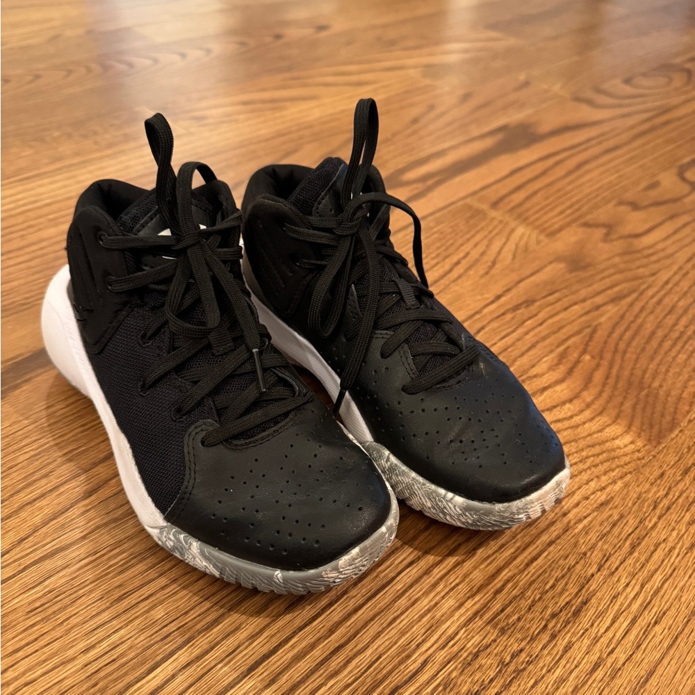 UA Under Armour Youth Black and White Basketball Sneakers